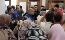 Kahramanmaraş’ta susuz kalan vatandaşlar belediyeyi bastı